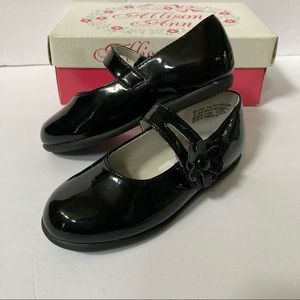 Girls Black Patent Leather Flat Shoes